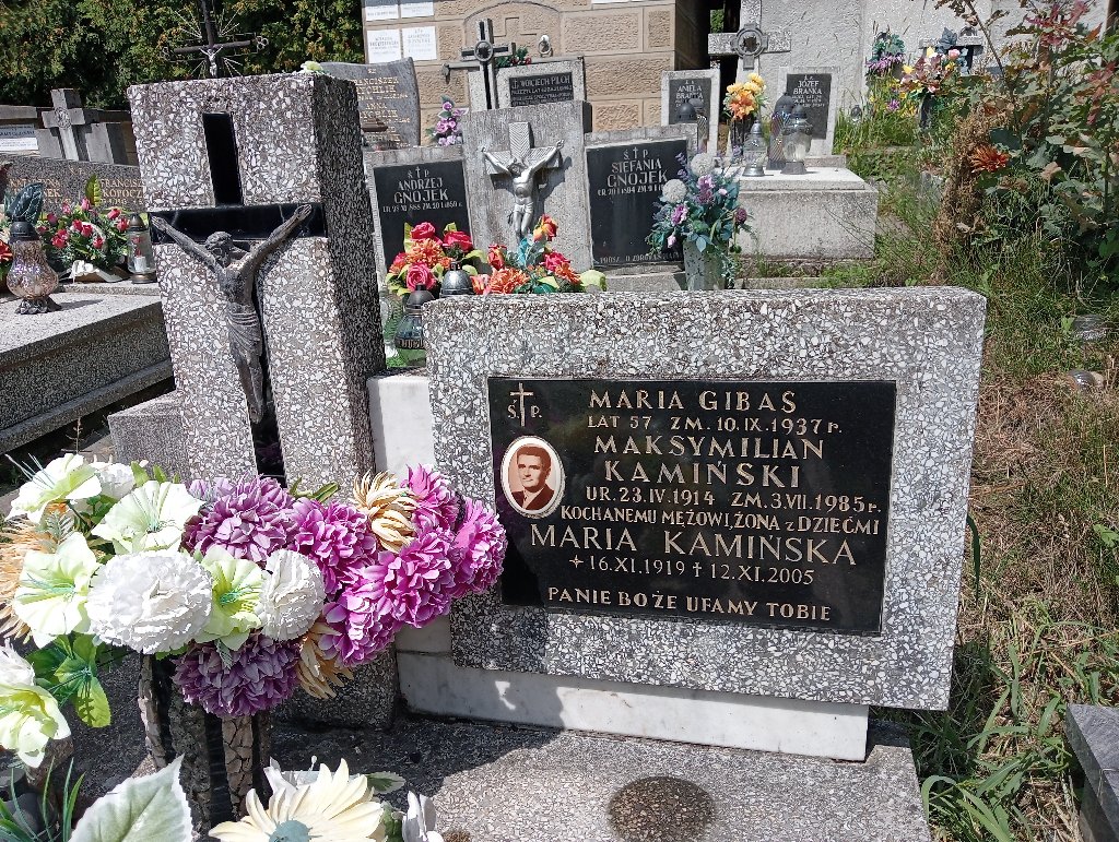 Grób Maria Gibas