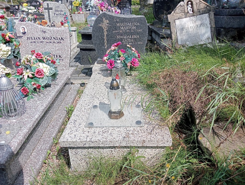 Grób Magdalena Maryon