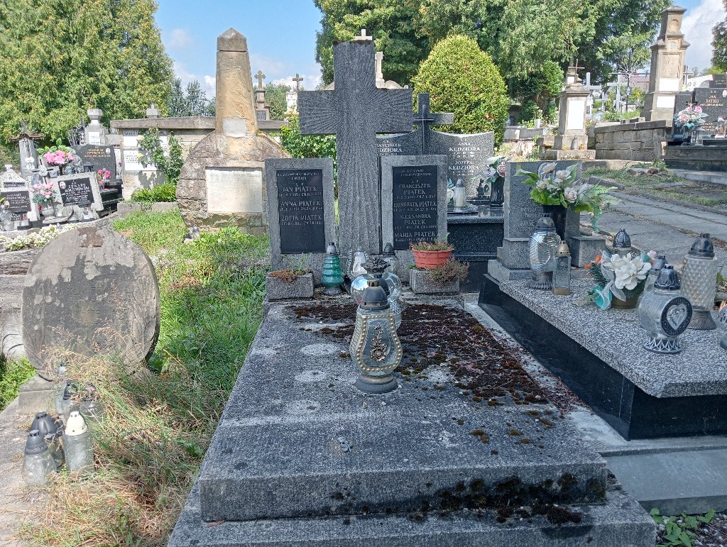 Grób Jan Piątek