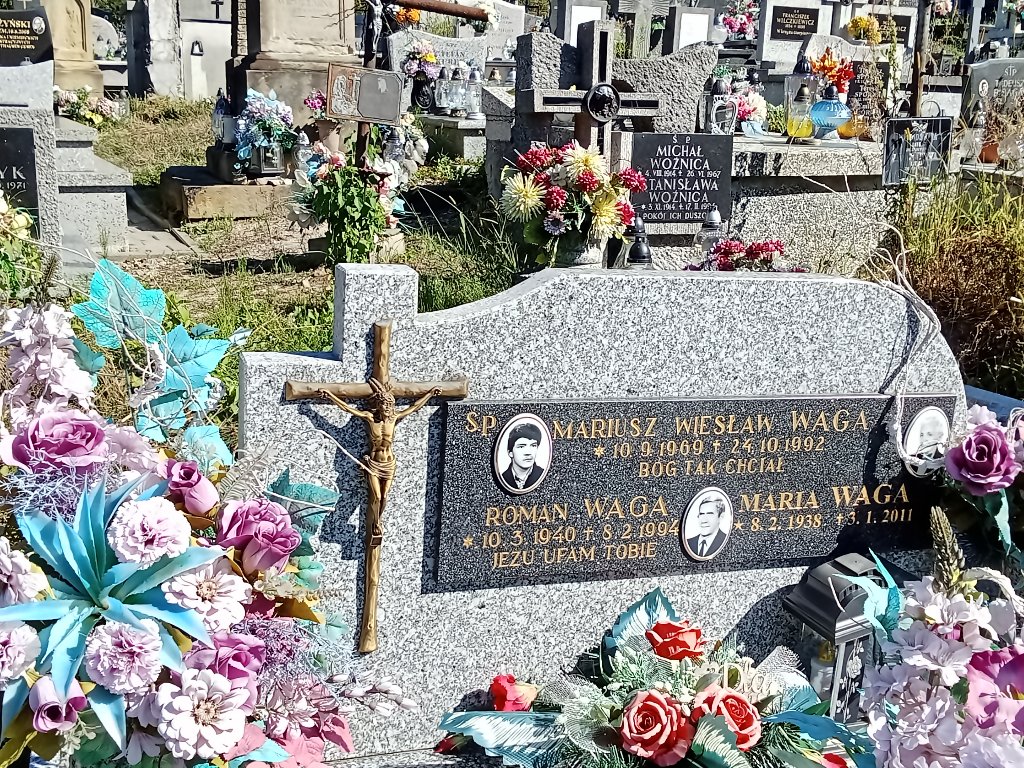 Grób Mariusz Waga